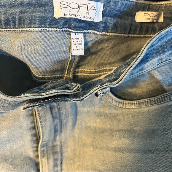 Sofia Jeans Light Wash Curvy Skinny Frayed Jean Size 10 - Picture 7 of 8